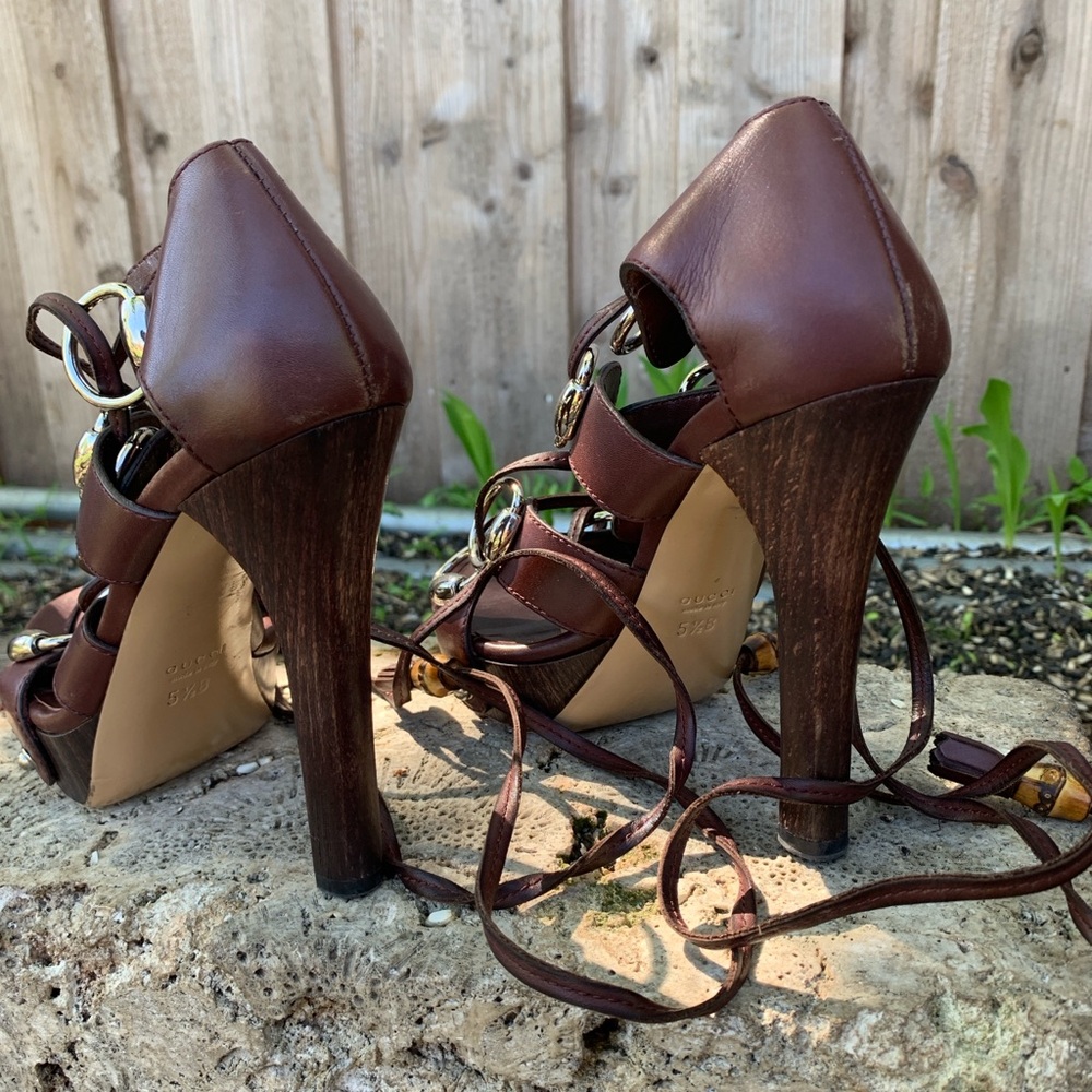 Gucci Brown High-Heeled Sandals with Strappy Design - Picture 8 of 14